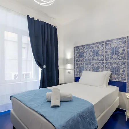 מלון Maison Bleau 2*