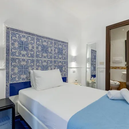 Maison Bleau מלון 2*