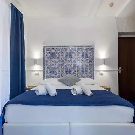 ホテル Maison Bleau 2*